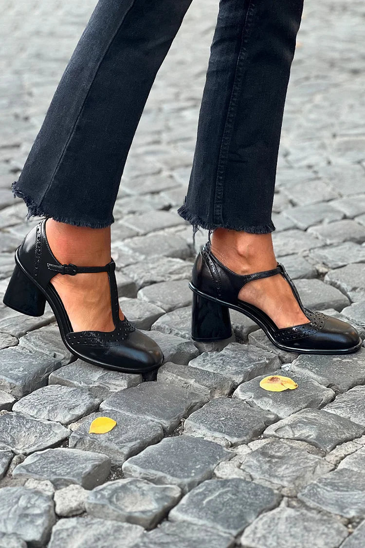 Talons larges noirs unis à bout rond avec boucle et bride en T
