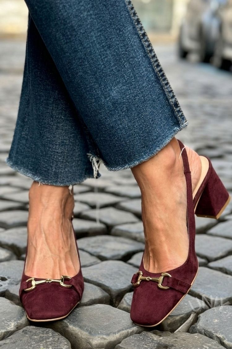 Talons en daim Olive avec bride arrière