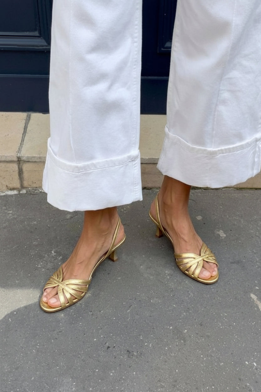 Sandales à bride arrière métalliques avec brides croisées et petit talon