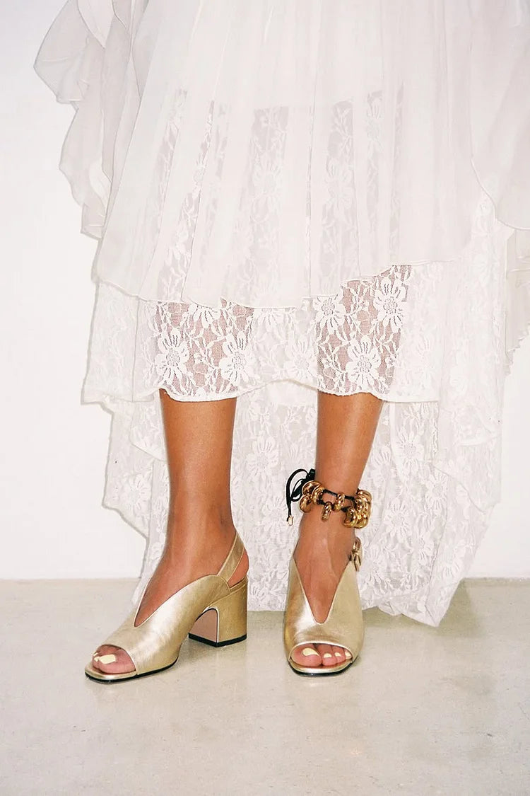 Talons larges à bride arrière à bout ouvert en métal brillant doré