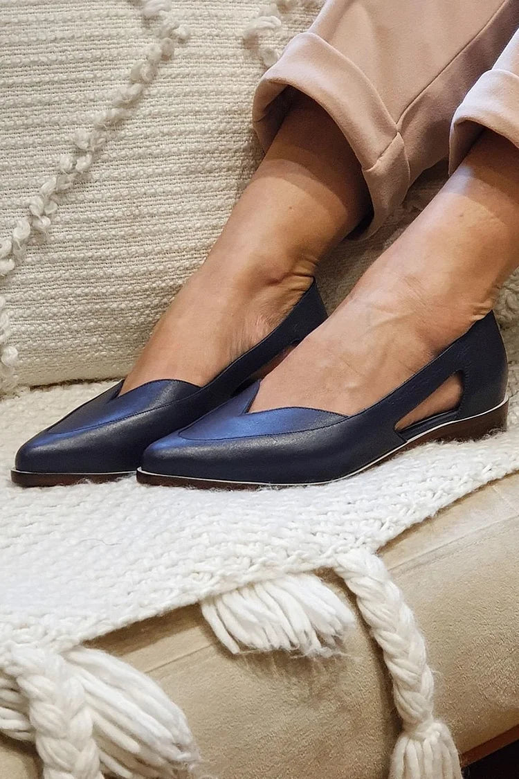 Ballerines décontractées bleu marine à bout pointu avec découpe à enfiler