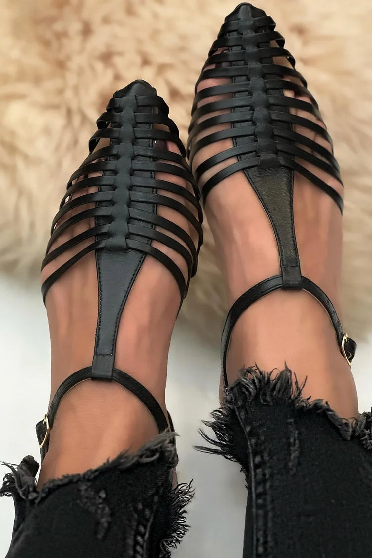 Sandales noires décontractées à bout pointu avec bride en T - Modèle essentiel