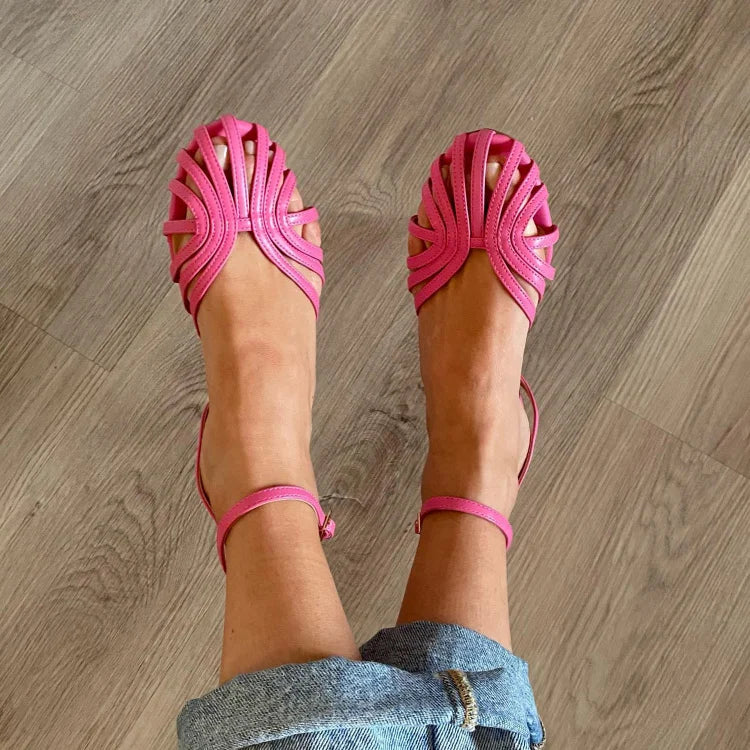 Ballerines unies à bout rond avec bride à la cheville