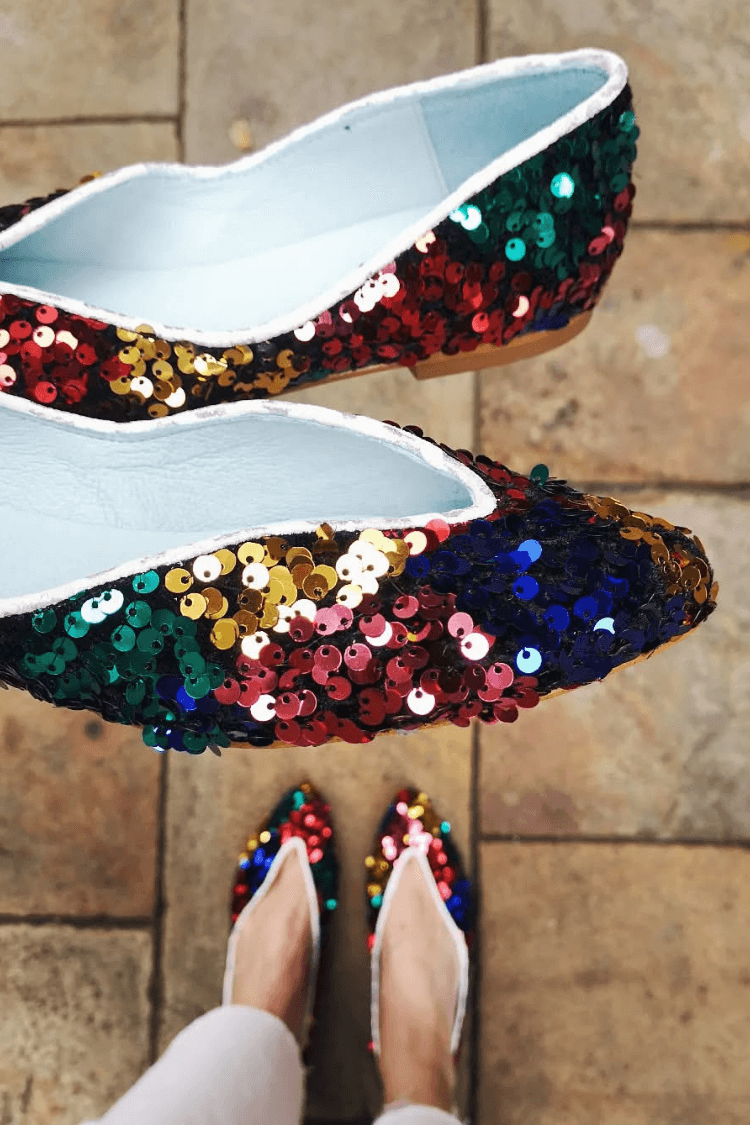 Ballerines à enfiler multicolores avec décolleté en V