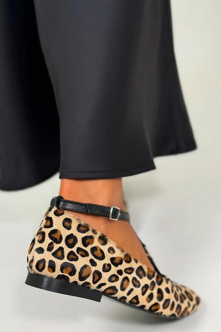 Ballerines Beige à Imprimé Léopard Color Block avec Boucle et Bride en T