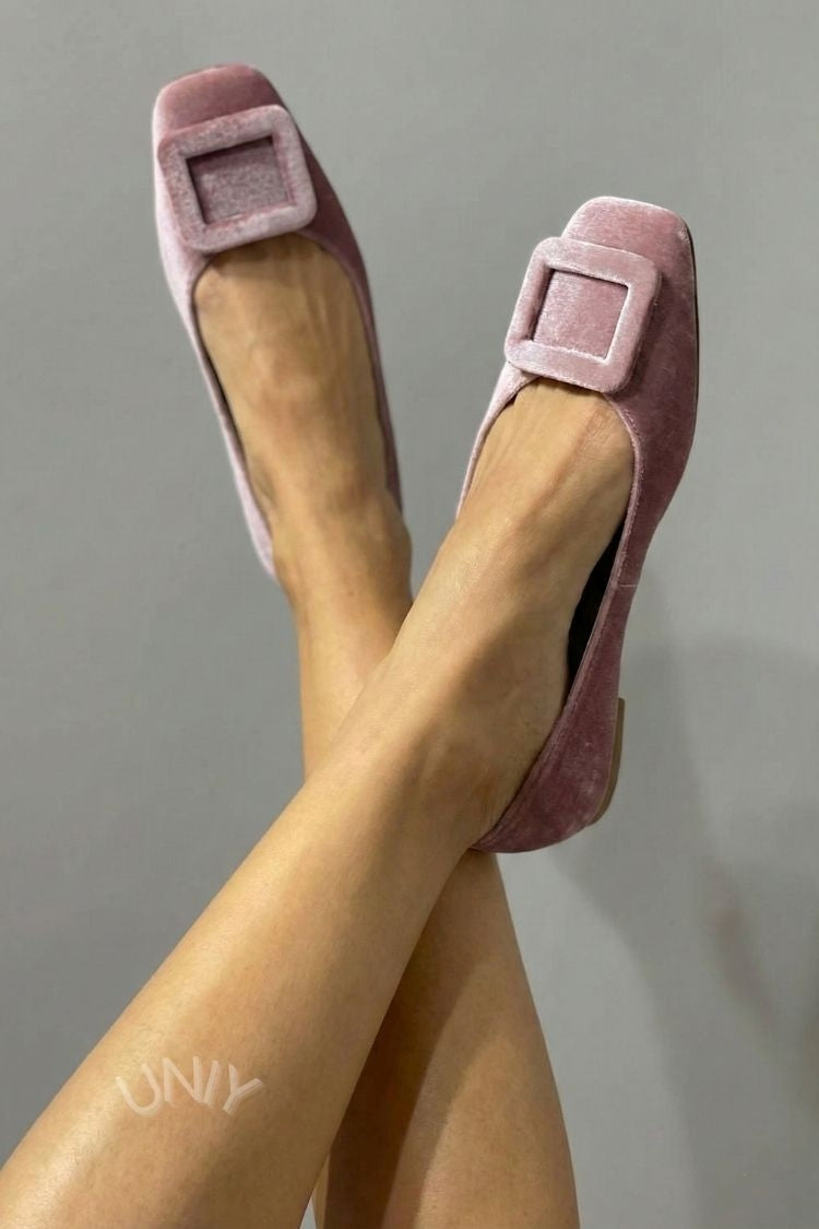 Ballerines en velours à bout carré avec boucle