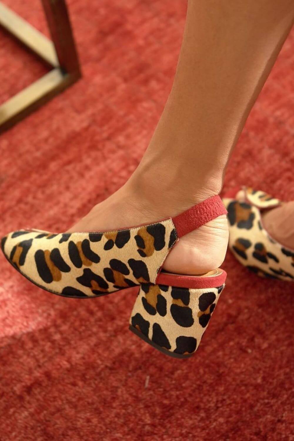 Talons larges à bride arrière à bout ouvert à imprimé léopard élégant - Kaki