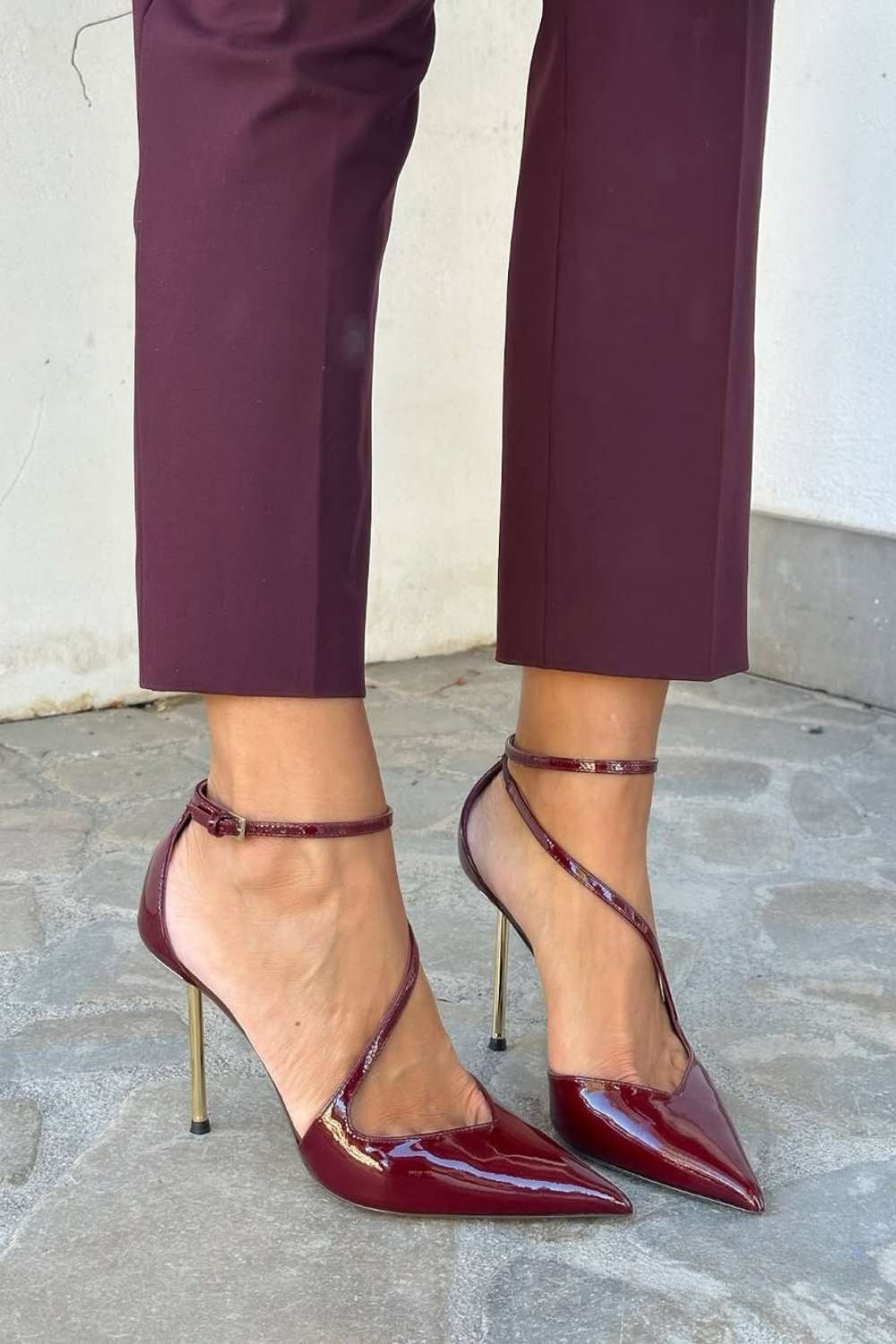 Escarpins Vernis Noirs avec Bride de Cheville