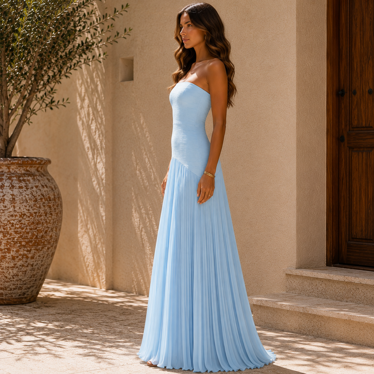 Robe à décolleté élégant