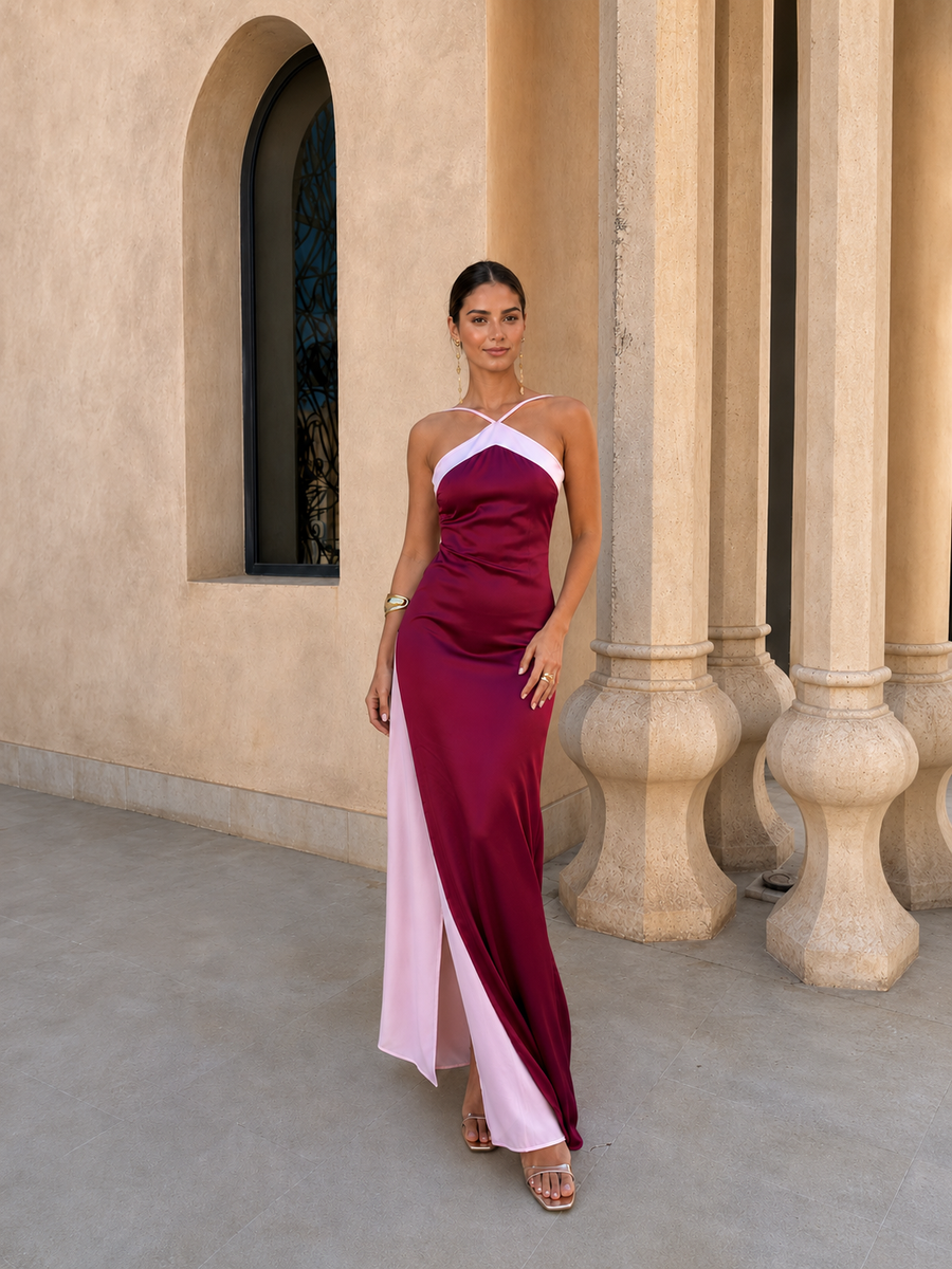 Robe satinée longue à décolleté croisé