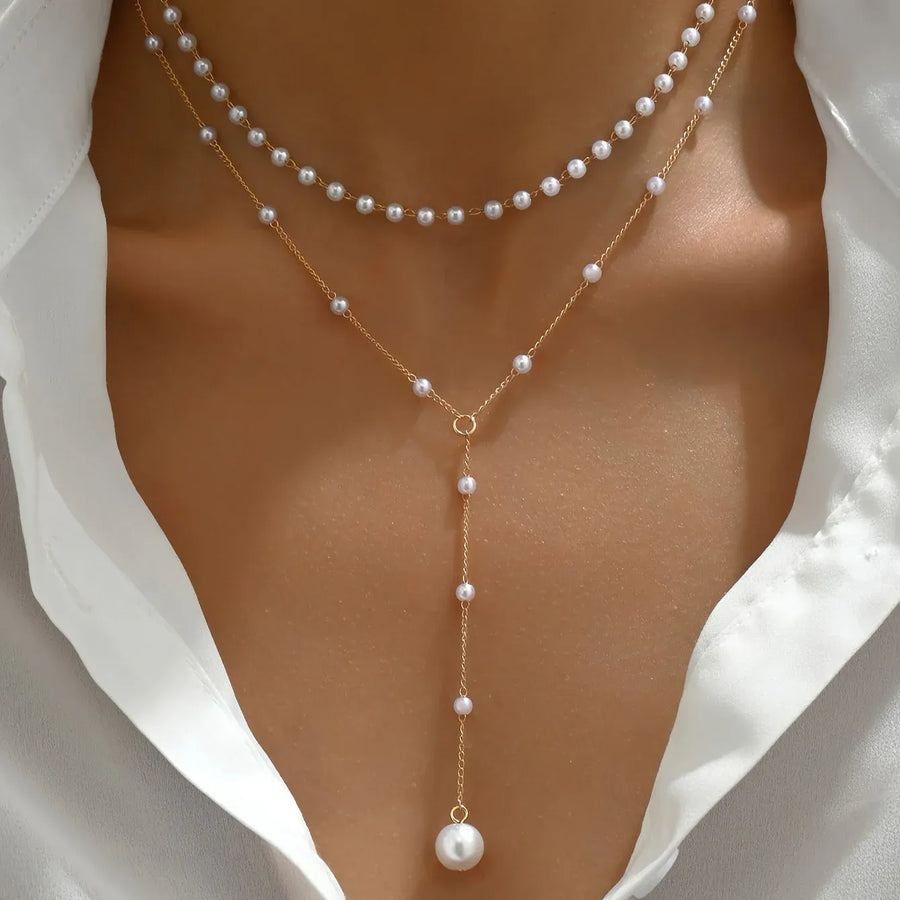 Collier à perles superposées