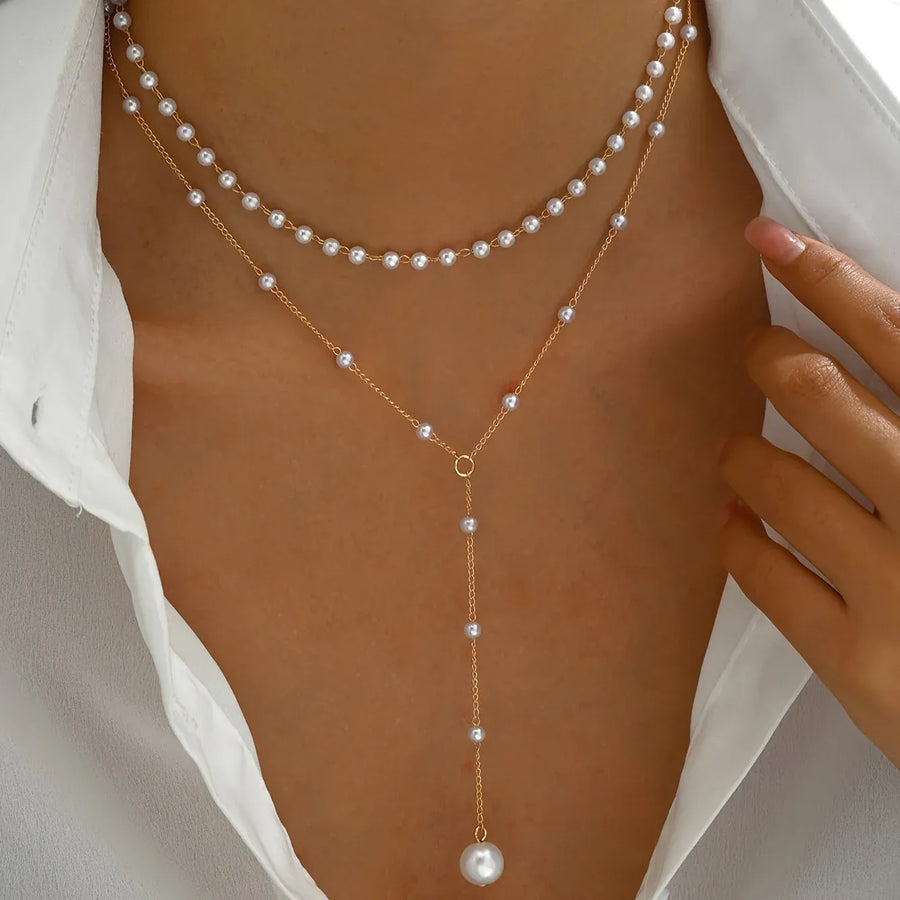 Collier à perles superposées
