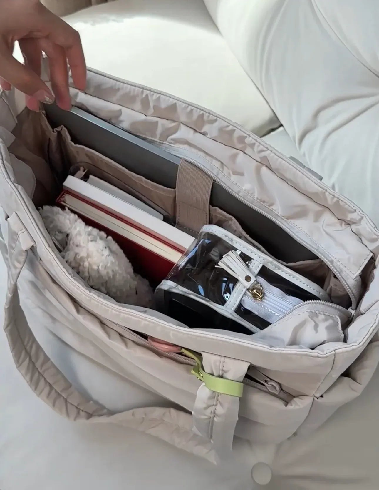 Lara - Quilted Tote Bag