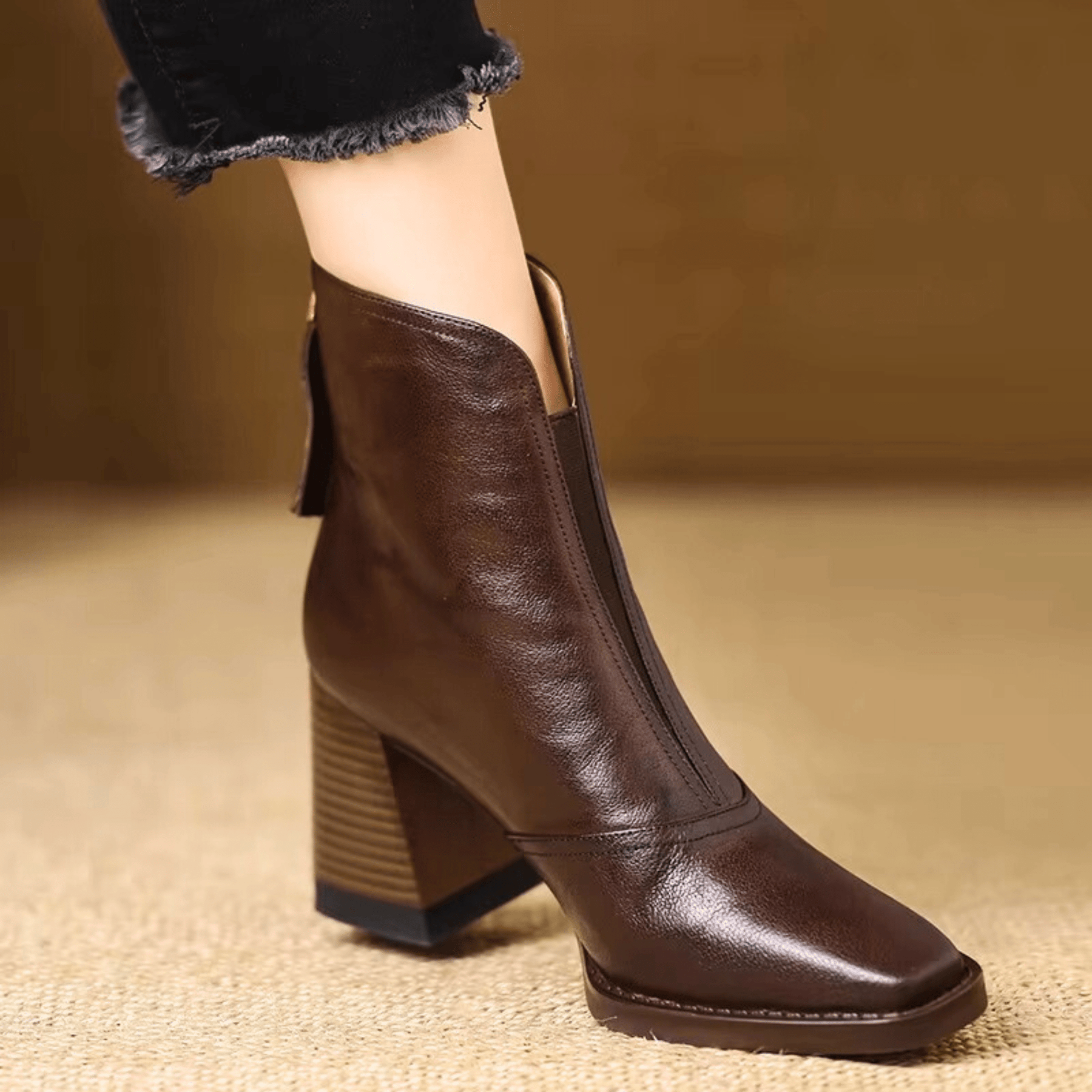 Brigitte™ – Élégance stable pour chaque jour
